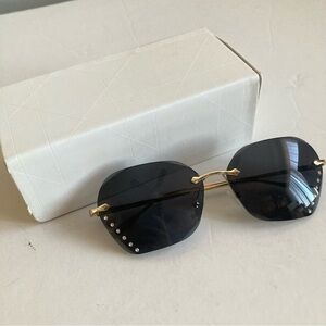 New Diamond Shape Y2K Sunglasses Gems Gold Trim Black